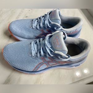 ASICS GT 2000 10 Running Shoes